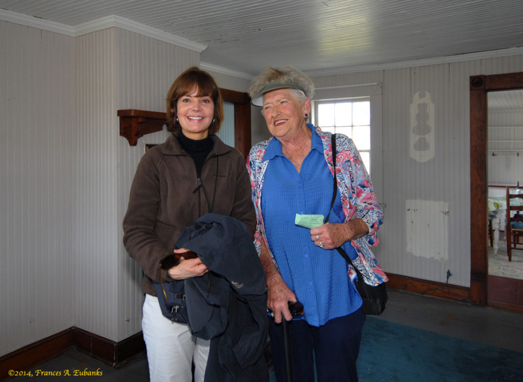 McWilliams' Granddaughter Visits With Ellen Cloud at Portsmouth.